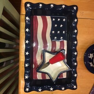 4th of July serving dish veggie tray with dip